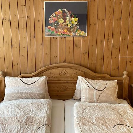 Hotel Scuol Esterno foto