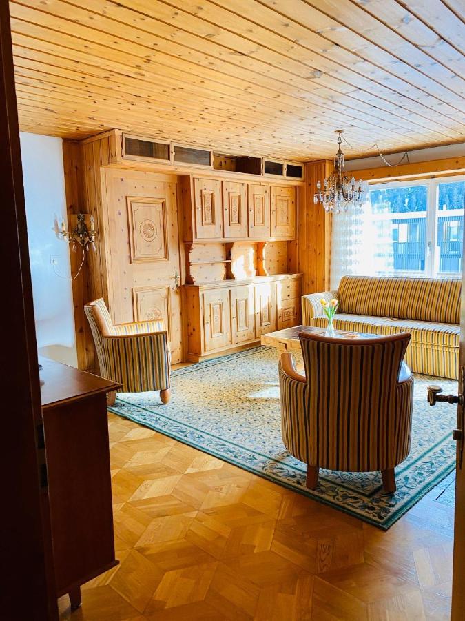 Hotel Scuol Esterno foto